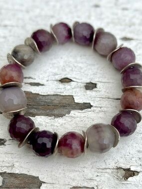 Faceted Agate Stretch Bracelet in Purple and Gray with Silver-Tone Spacers
